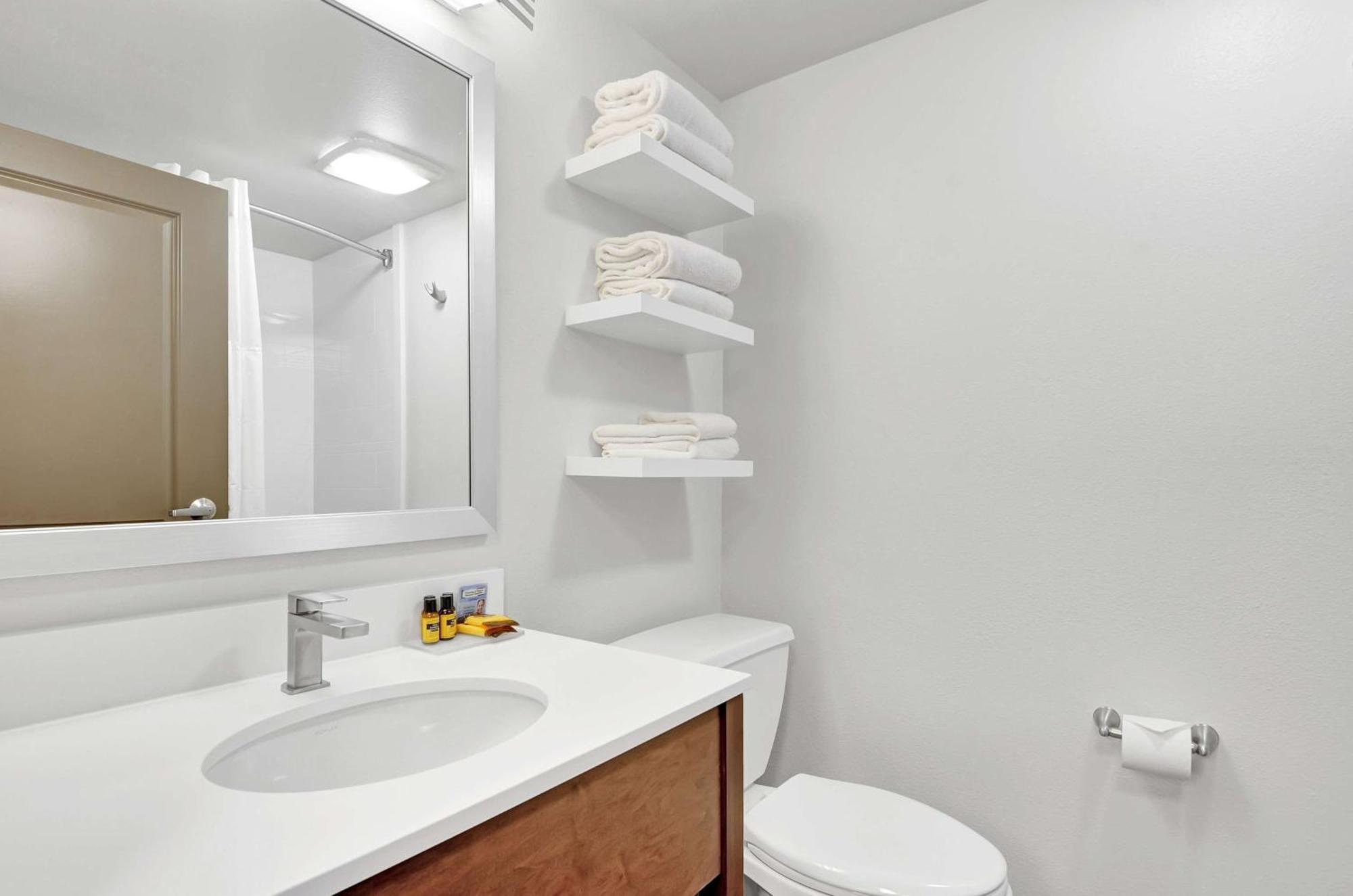 Executive Residency By Best Western Navigator Inn & Suites Everett Luaran gambar